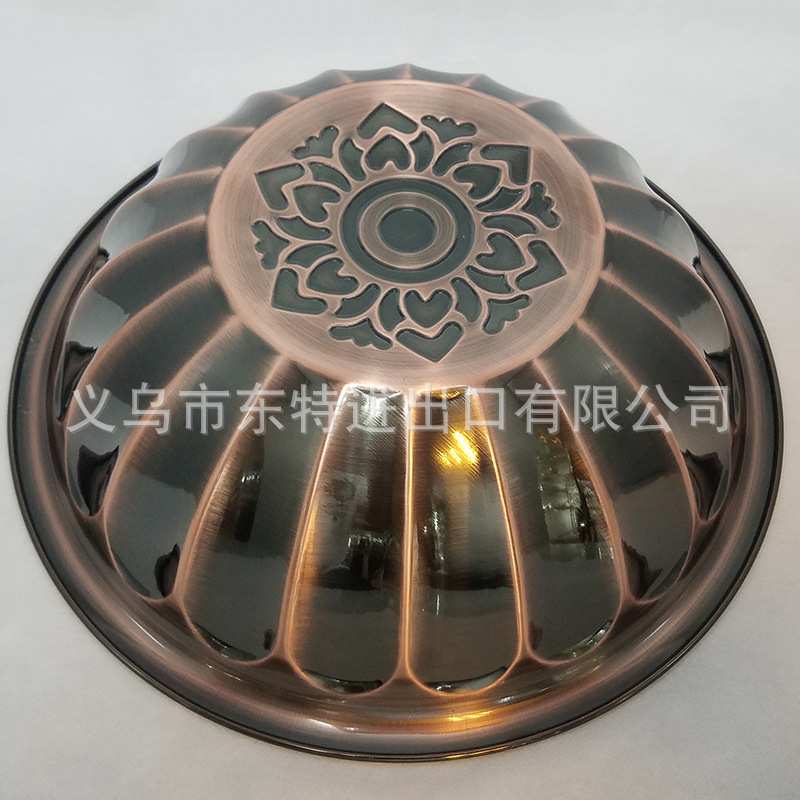 Factory direct sales of stainless steel elegant flower plates, bronze pressed flower plates, household fruit and snack flower plates pic 5