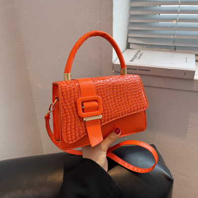 花棉袄潮酷水桶包新款2024春季个性民族风单肩包国潮复古斜挎女包详情24