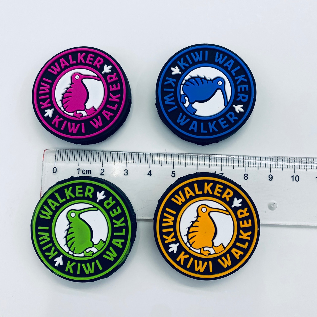 A 30-year-old store offers cartoon silicone leather labels, drop-molded labels, soft rubber headphone labels, and handcrafted DIY custom accessories in stock for wholesale pic 7