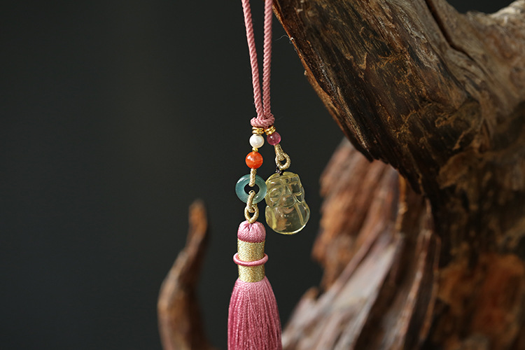 Natural crystal tassels, car hangers, bag hangers, key hangers, yellow crystal PI Xiu waist accessories, Hanfu, walking prohibition, cheongsam, lapel pic 10