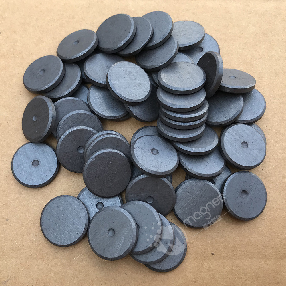D45*3 manufacturer wholesale special-shaped black round magnet ferrite magnetic material round magnet manufacturer pic 10