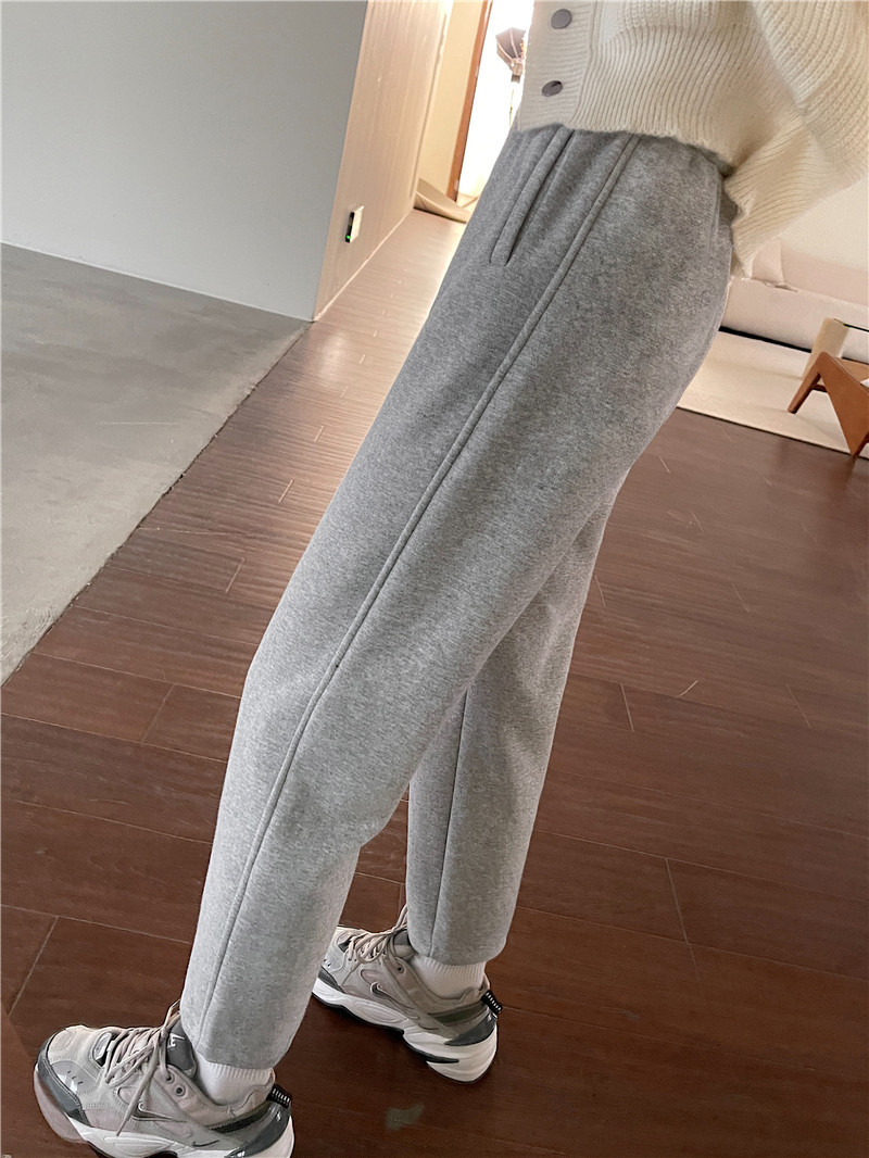 Beige fleece and thickened casual sweatpants for women, loose and slimming cotton pants, soft and warm radish pants pic 14