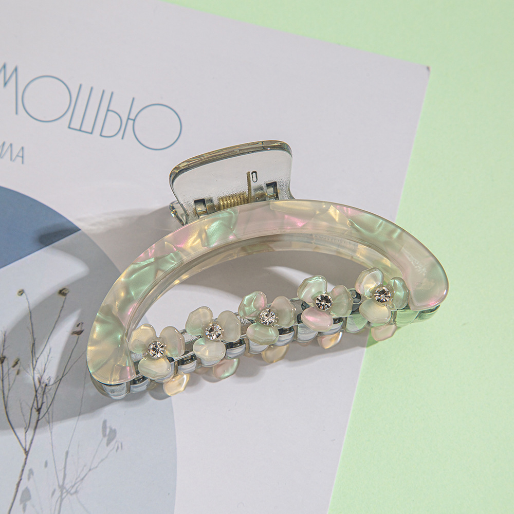 9cm medium-sized clipper flower hair clipper, three-leaf flower headwear, a new trendy diamond-encrusted hair clipper, iridesy acrylic clip pic 23