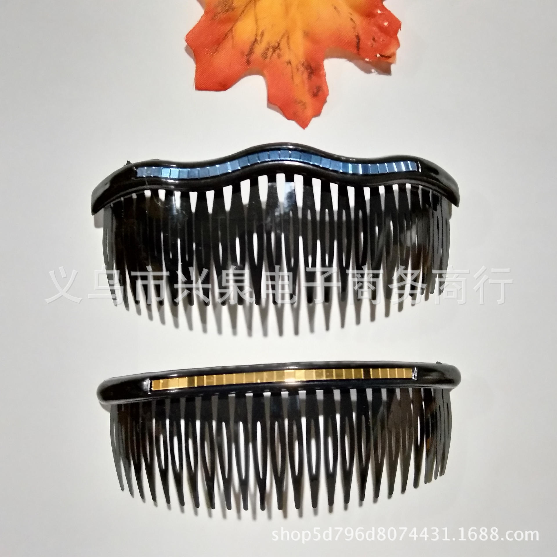 Large comb, sequin comb, flash comb, wavy strip comb, one-yuan small commodity pic 8