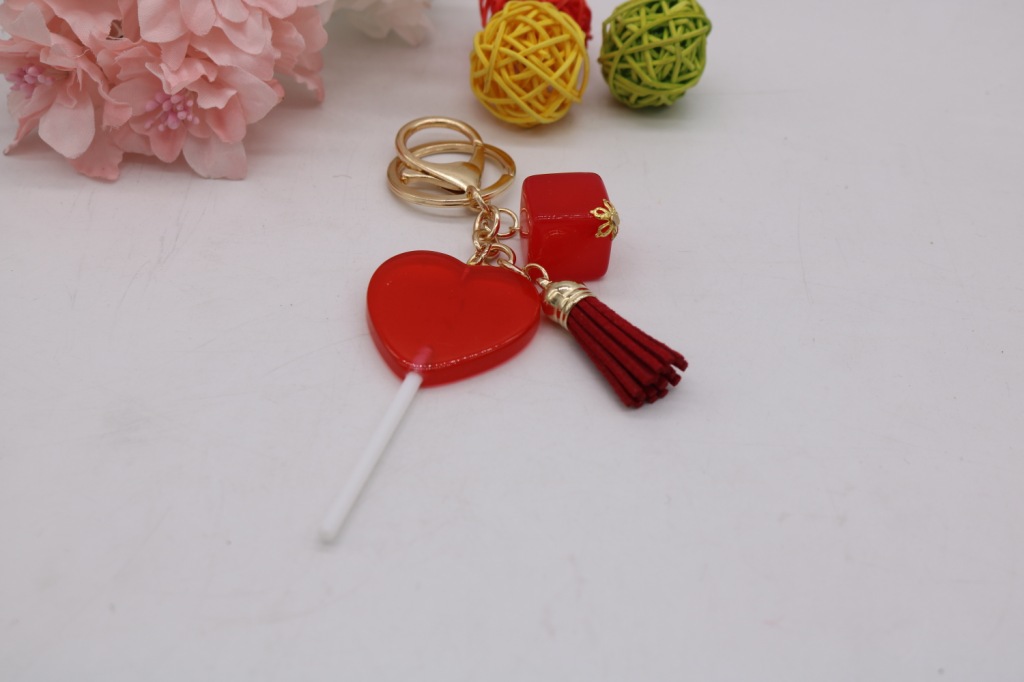树脂爱心棒棒糖饰品 环保树脂配件 树脂糖果 桃心糖果挂件详情9
