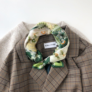 Wholesale silk scarves for overseas gifts and return gifts, cross-border silk autumn and winter decorative plain crepe satin 53cm floral neckerchiefs, small square scarves pic 4