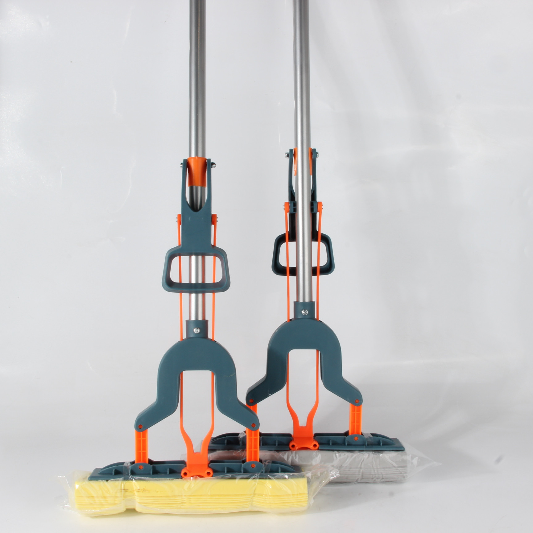 Half-price water-squeezing mop ten-yuan store supply, water-absorbing cotton mop gift wholesale, daily necessities 0462-x27-9 pic 1