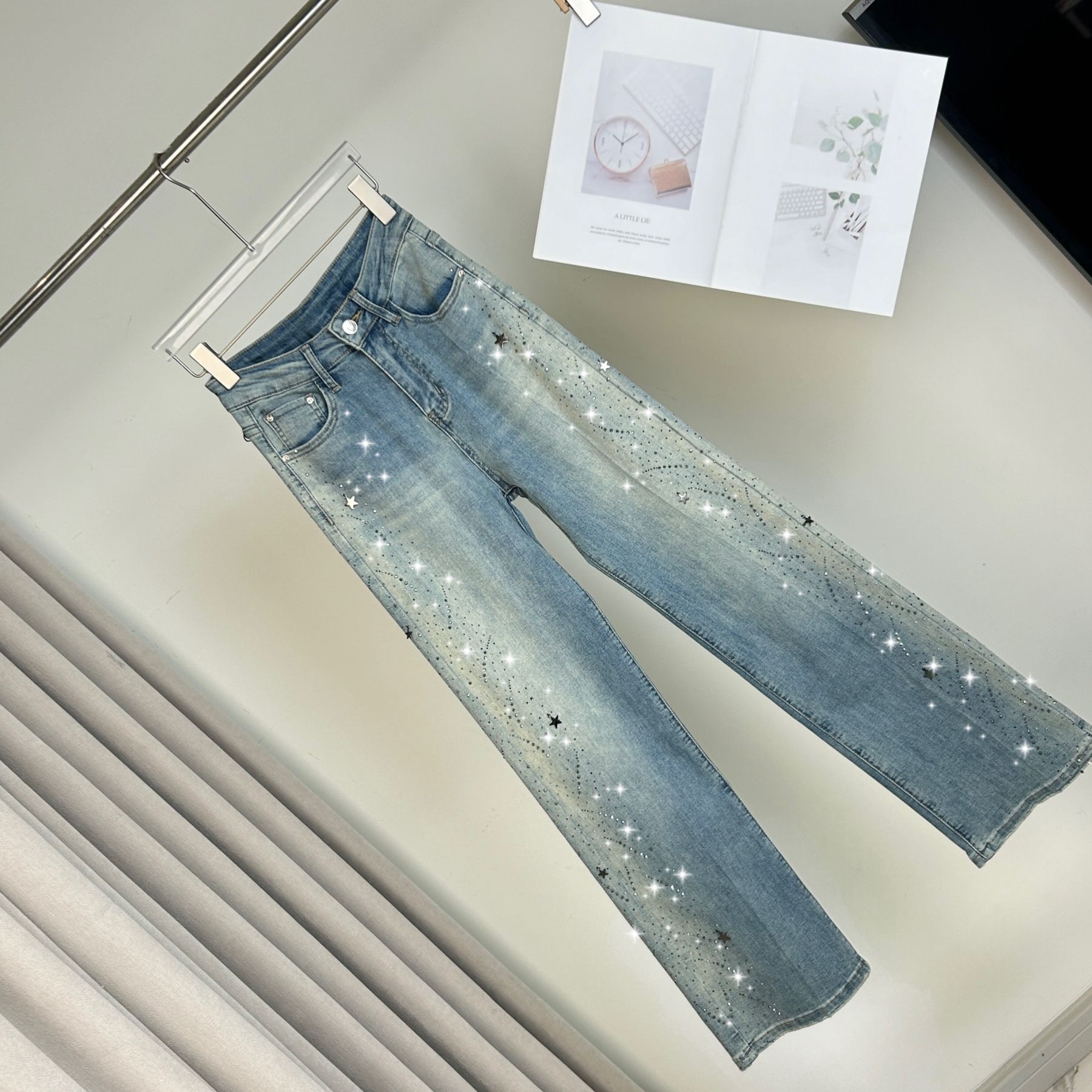 欧洲站烫钻钉珠星星水洗牛仔裤女新款高腰宽松直筒拖地裤详情10