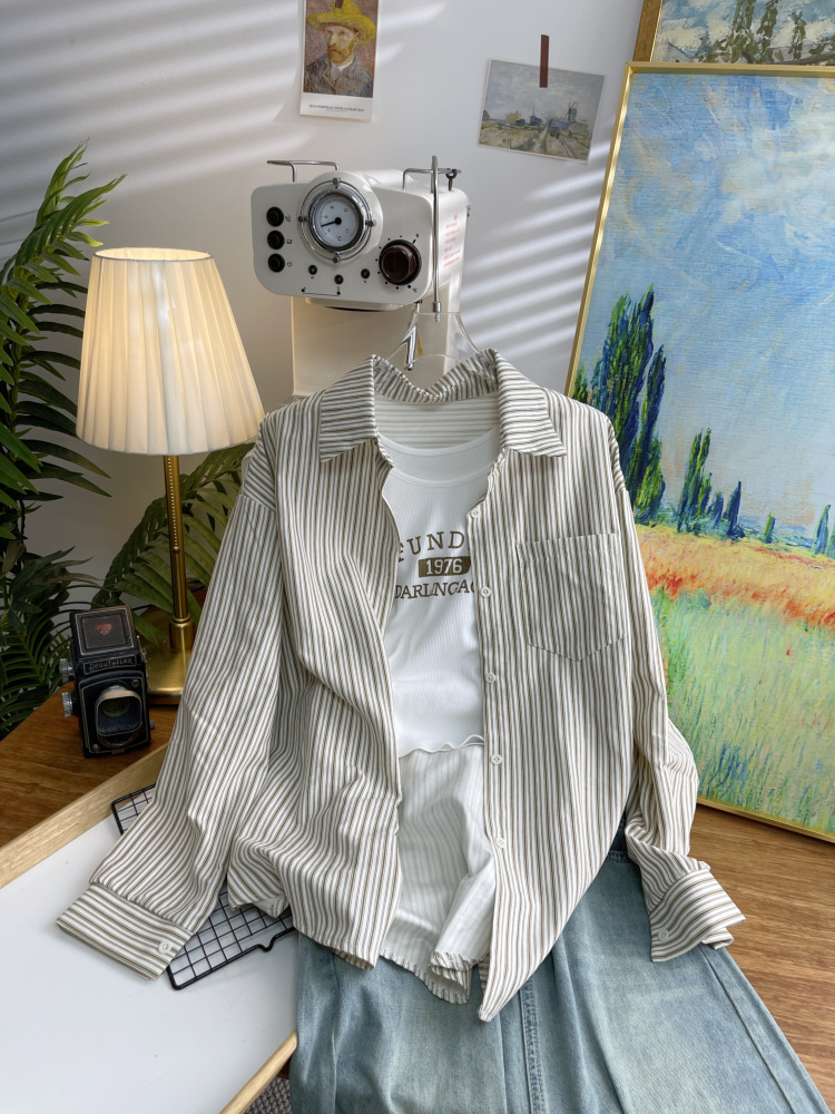Dongdaemun, South Korea, early autumn new Korean-style vertical striped long-sleeved shirt for women, loose and casual, stylish shirt trend 4730 pic 18