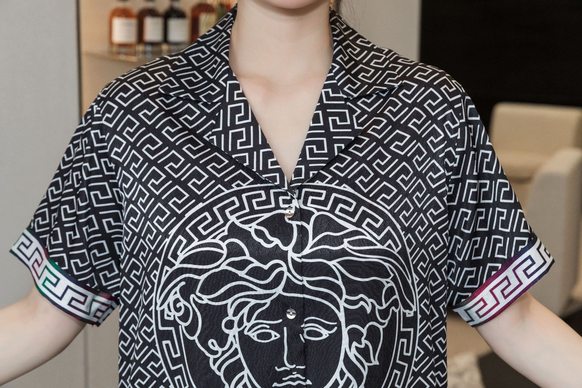 春夏新款冰丝情侣睡衣女短袖长裤套装男士高级感家居服外穿欧美风详情17