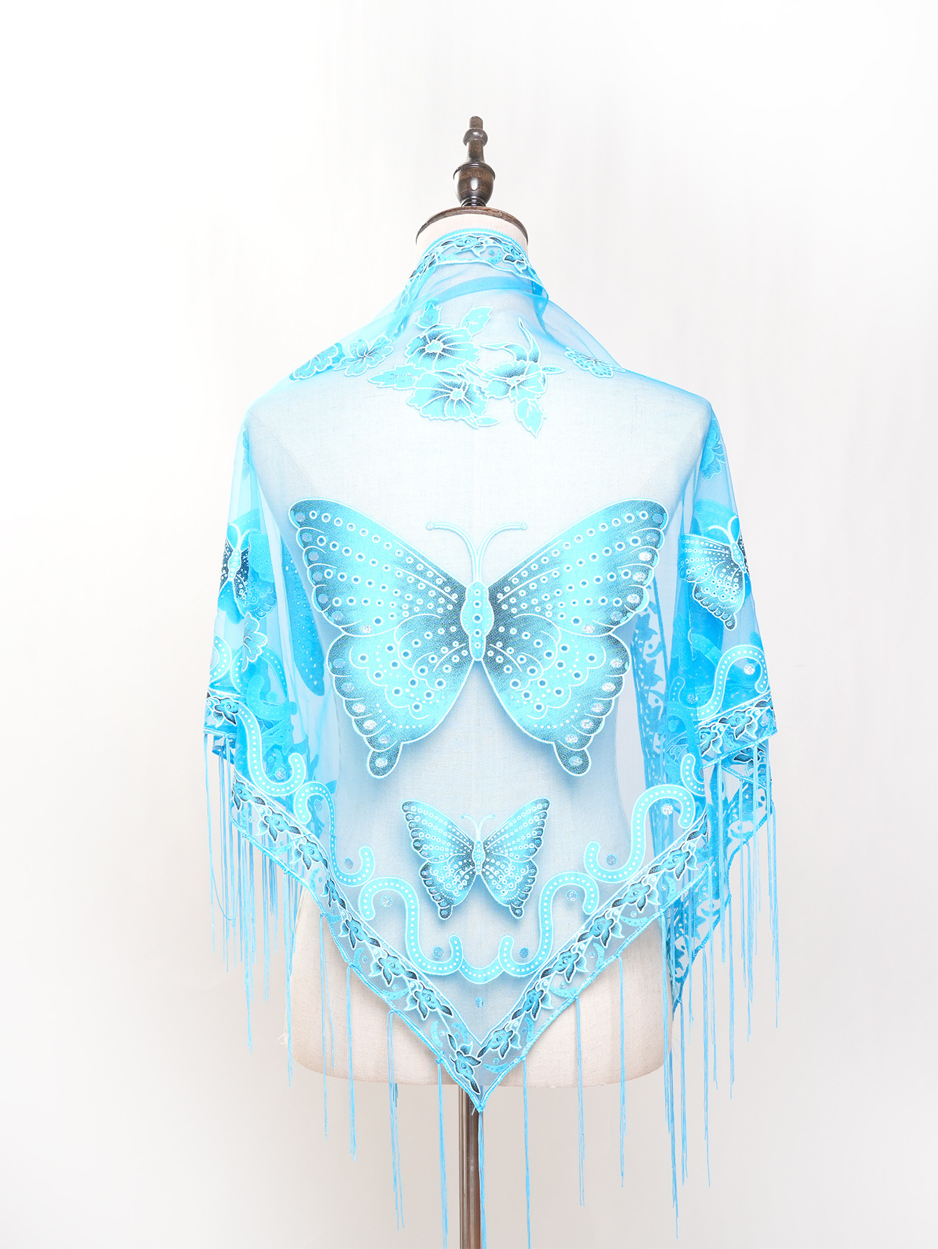 新款跨境专供流苏纯色镂空三角巾蕾丝蝴蝶绣花女士三角披肩围巾详情8