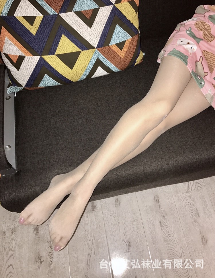 Factory direct supply of pearlescent silk stockings for women, ultra-thin, shiny black silk, sexy and shiny, anti-hook pantyhose, large size silk stockings pic 50