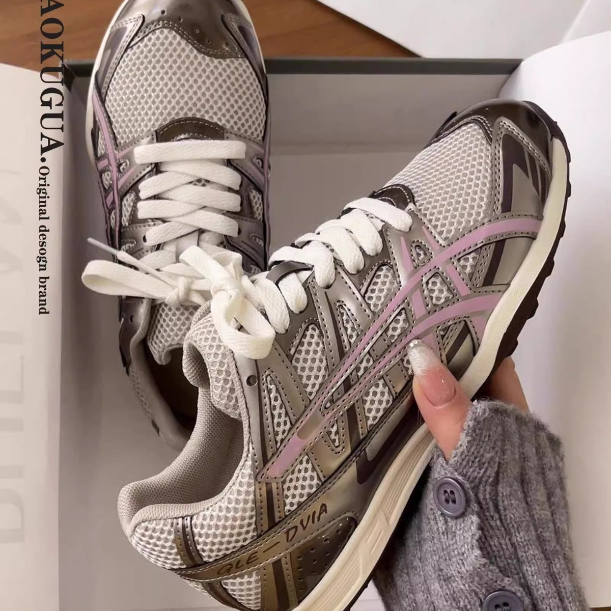 【zhike 之可】原创月牙底~蕾丝珍珠带内增高休闲阿甘鞋女德训鞋详情2