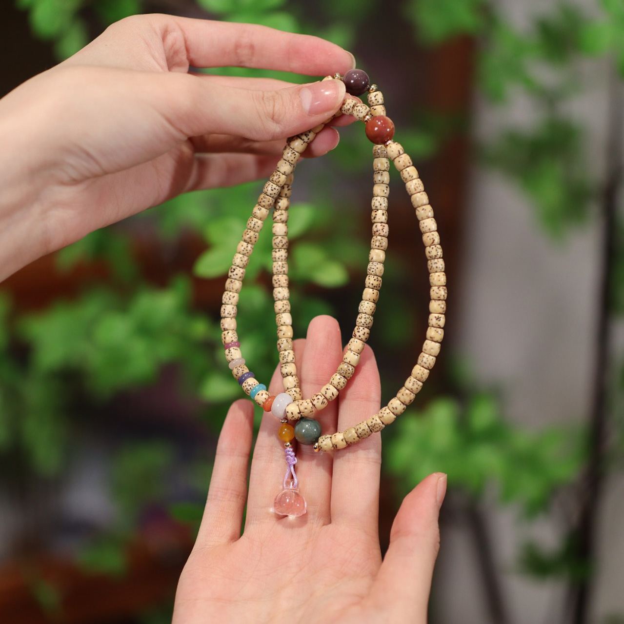 Real photo of the new design macaron Alxa agate pendant crystal lotus pod necklace bracelet, dual-purpose for women pic 3