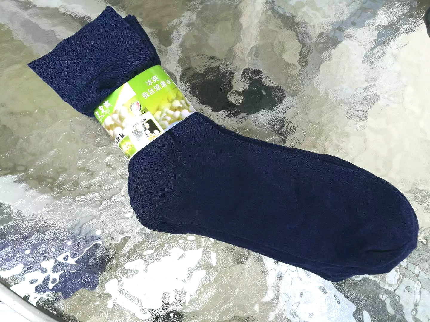 Verano hombre de color sólido medias de tubo corto calcetines negocios perla de terciopelo mercerizado moda calcetines de seda helada stand pic 8