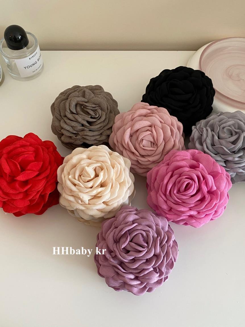 2024 New retro three-dimensional large flower French sandwich Romantic flower small fragrance sandwich Korean version versatile, elegant and anti-collision for women pic 18