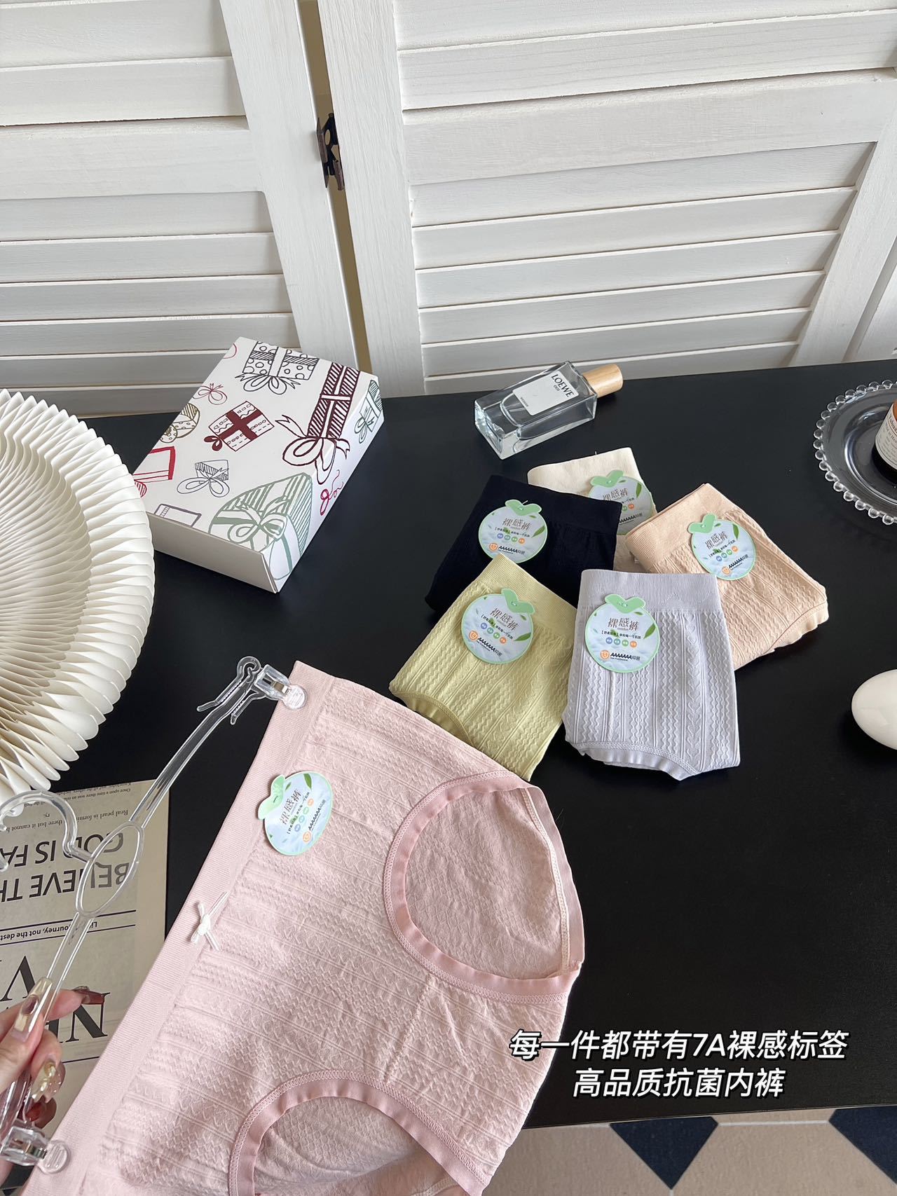 新款7A蚕丝底裆女士内裤蕾丝透气中腰提臀防走光三角裤女收腹无缝详情32