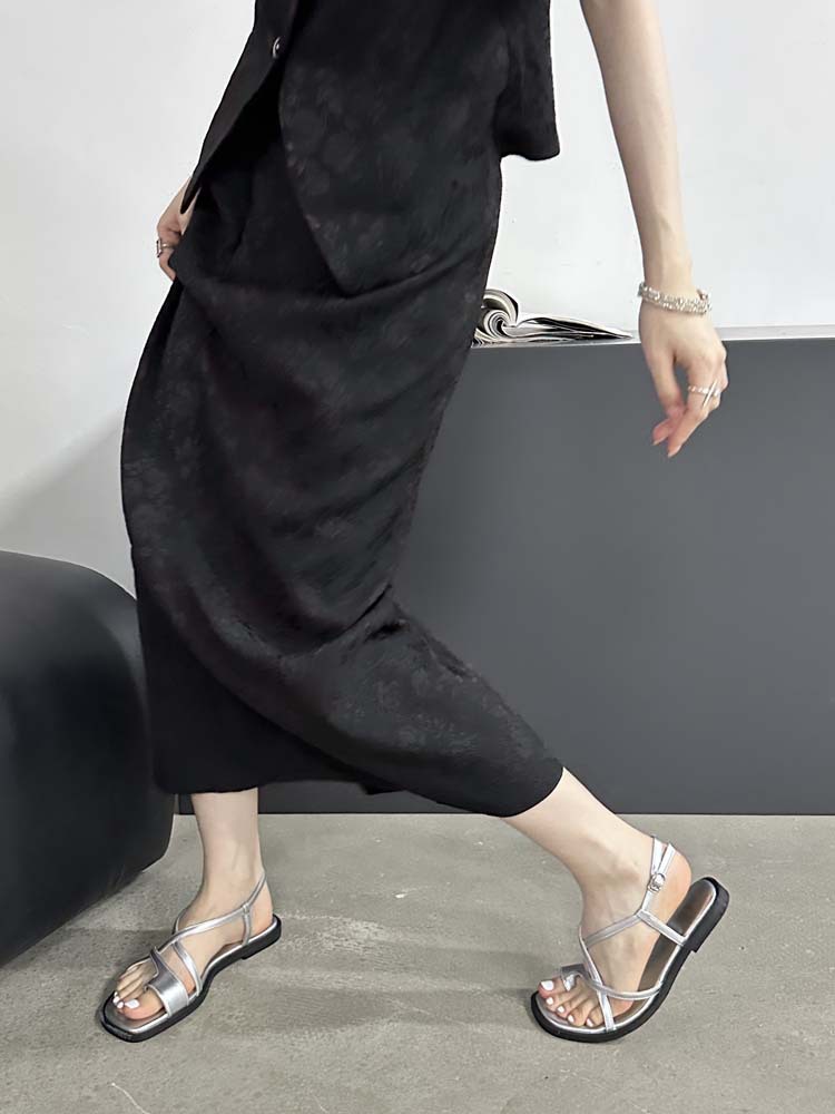 法拉娇贝2024夏季新款罗马风平底凉鞋套趾交叉带小众设计气质女鞋详情20