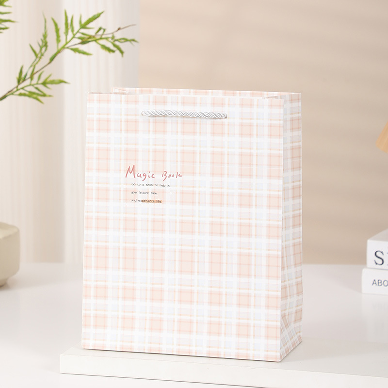 新款条纹格加厚白卡礼品袋伴手礼纸袋商场购物手提袋纸袋现货批发详情13