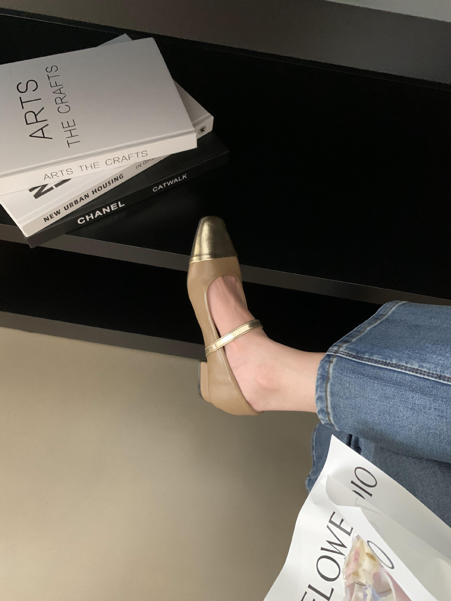 2023新款时尚方头全包百搭高跟鞋女法式拼色小香风平底玛丽珍鞋女详情9