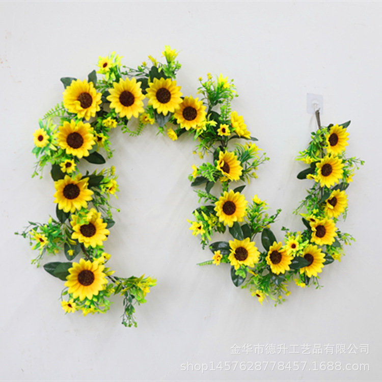 Desheng 2021 Cross-border E-commerce Amazon Bee Festival Spring Scenery Sunflower Rattan Home, Hotel Decoration Factory pic 4