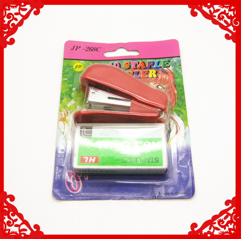 Wholesale of staplers and student supplies from the manufacturer, including staplers for one or two yuan. Wholesale of daily necessities, small commodities and small goods at street stalls pic 9