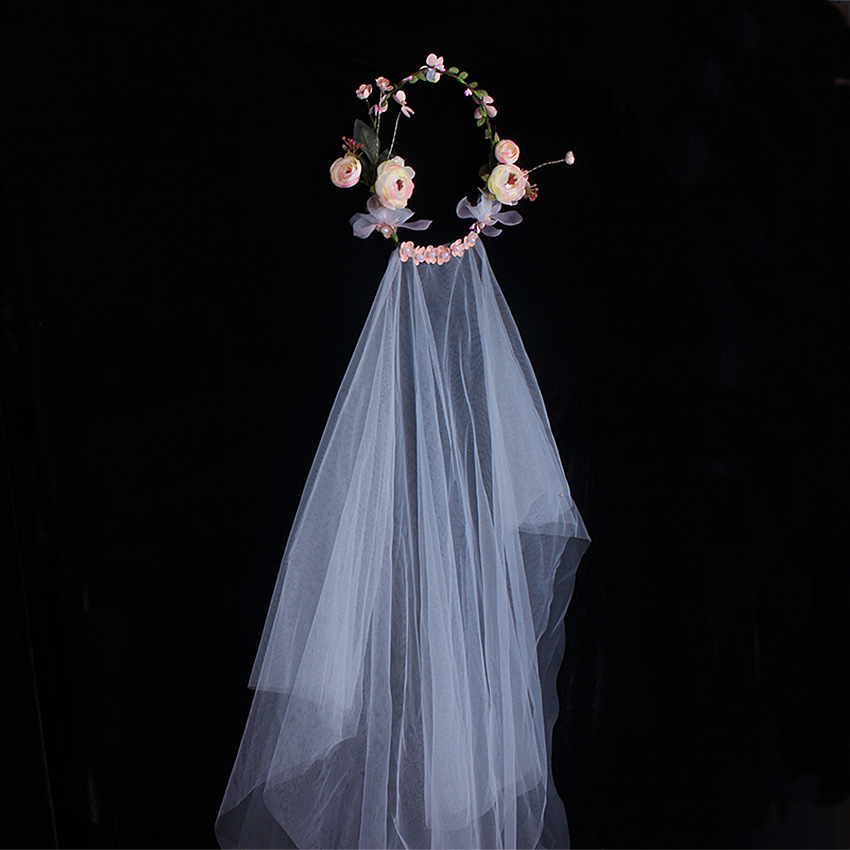 Xinyun Factory Direct sales Bride wedding Fairy veil, forest-style snow tooth small leather flower veil, new flower wreath veil for women pic 9