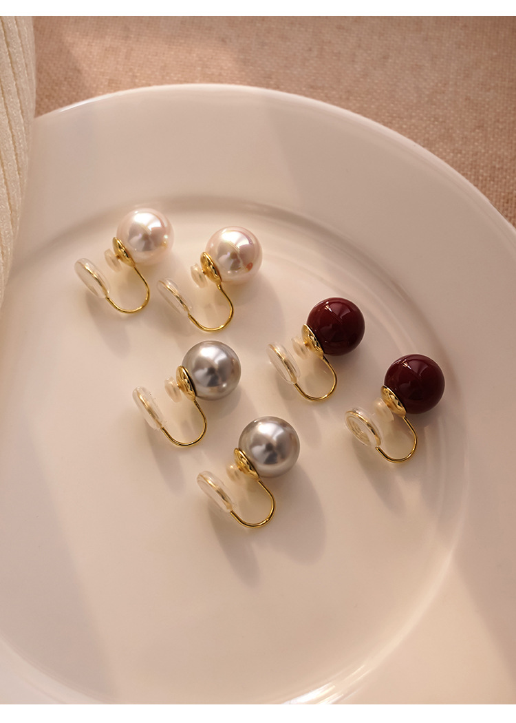 The upgraded version of the Shi Jia Zhen Duo Ma Hui pearl earrings, featuring double silicone mosquito repellent coils and painless ear clips, is a trend of high-end and elegant earrings pic 11