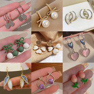 The 2025 new cold style earrings, a niche design for women, zircon ear buckles S925 silver needle, a popular earpiece pic 28