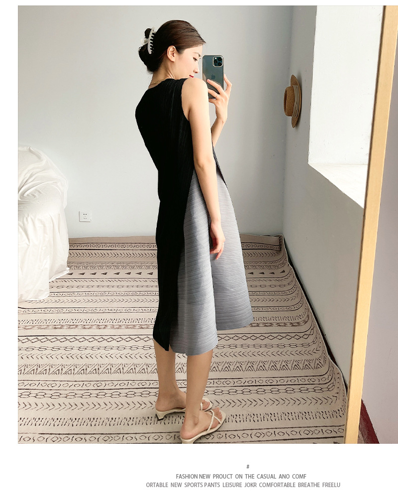 A mid-length sleeveless pleated dress for women, a new summer style by Miyake. This irregularly pieced A-line base dress is stylish pic 43