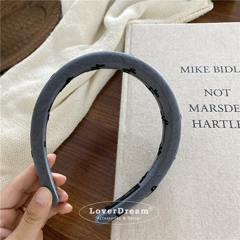 A new high-quality black polka dot heart-shaped bow headband from South Korea, sweet and fashionable headband, versatile hair accessory pic 51