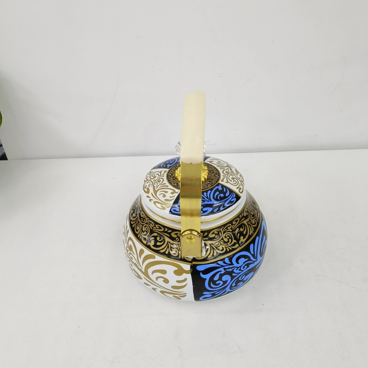 The latest Middle East Saudi flower-shaped enamel water kettle 2.1L, 2.6L enamel teapot, coffee pot, induction cooker with open flame pic 9