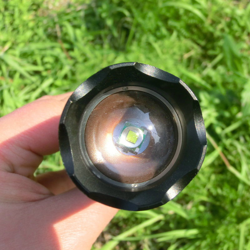 热卖爆款+厂家直销XML-T6/U2 L2伸缩变焦迷你强光充电手电筒 pic 5
