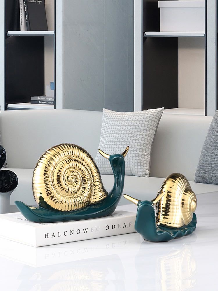 Creative ornaments, snail decorations, cute bedroom shelves, bookcases, bookcase trinkets, ceramic handicrafts pic 3
