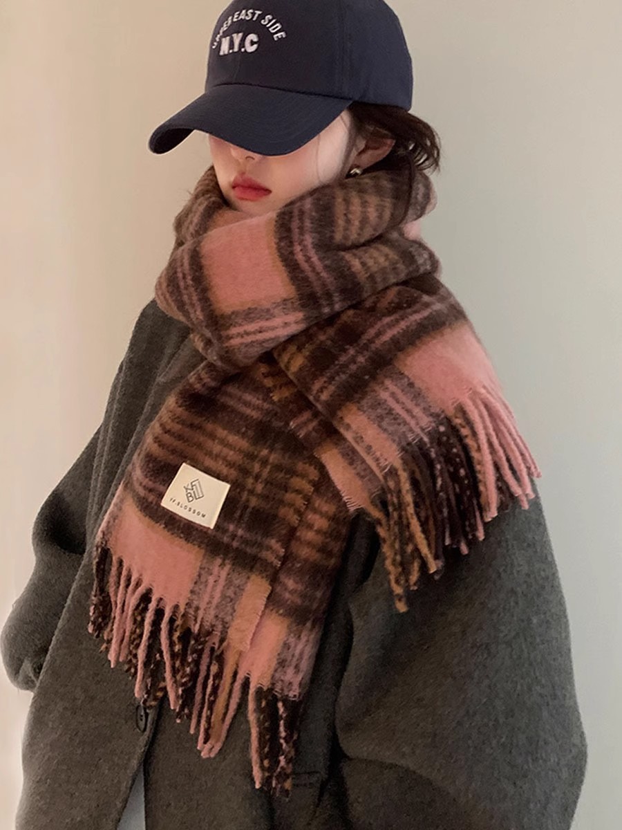 秋冬新款马海毛美拉德格子围巾复古氛围感加长加厚保暖披肩批发男详情2