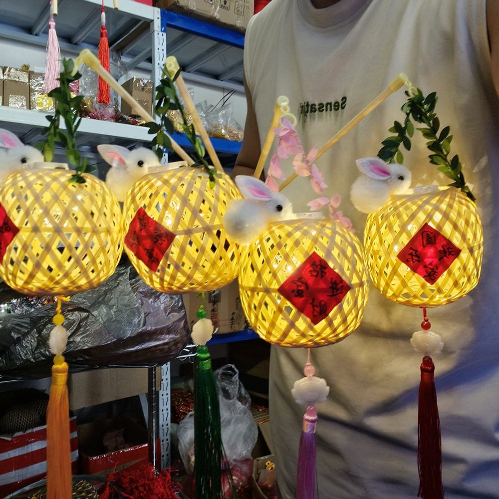 Bamboo woven lanterns, small lanterns, cultural and creative Mid-Autumn Festival 9*9cm large round lanterns, luminous hand-held lanterns, ancient-style pendants, cross-border pic 2