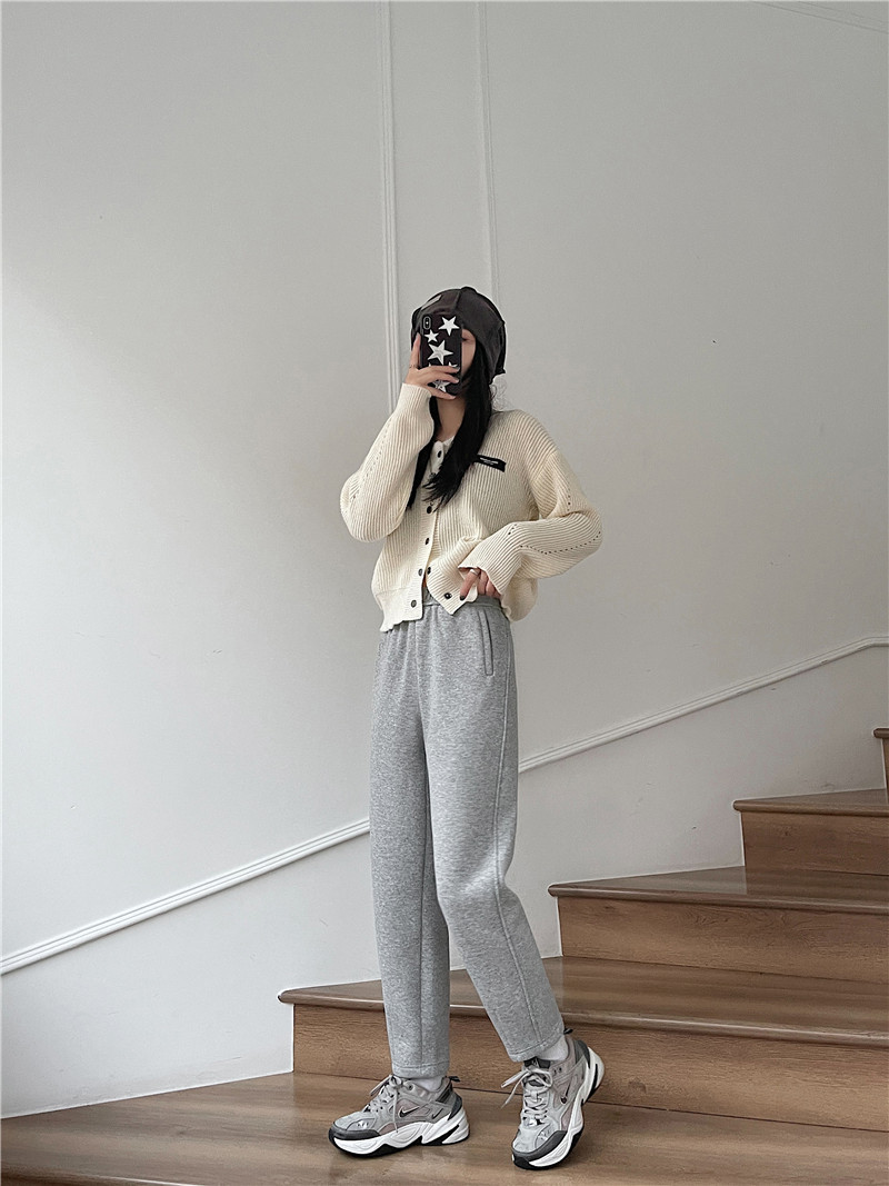 Beige fleece and thickened casual sweatpants for women, loose and slimming cotton pants, soft and warm radish pants pic 15