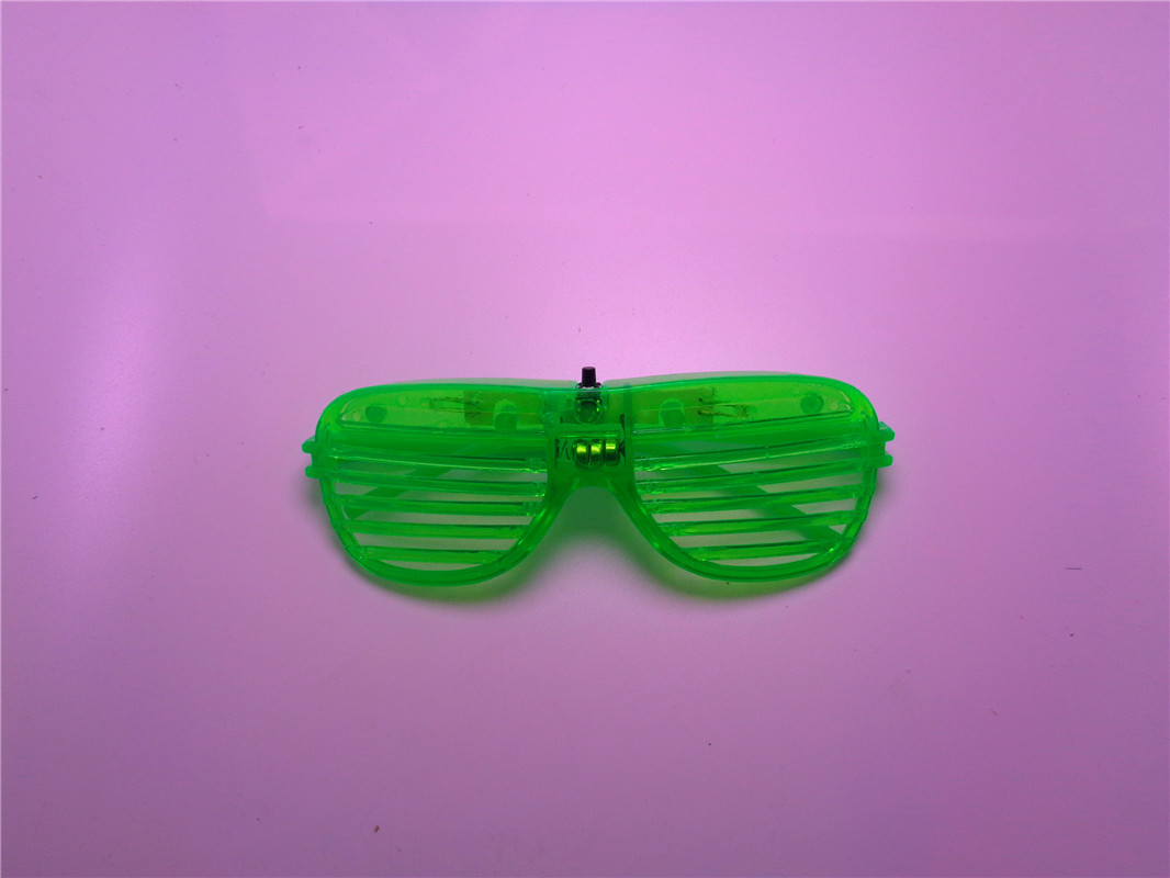 Birthday party glowing eyes, flashing cheers, blinds, LED eyes, street stall bestsellers, plastic butterfly eyes pic 7