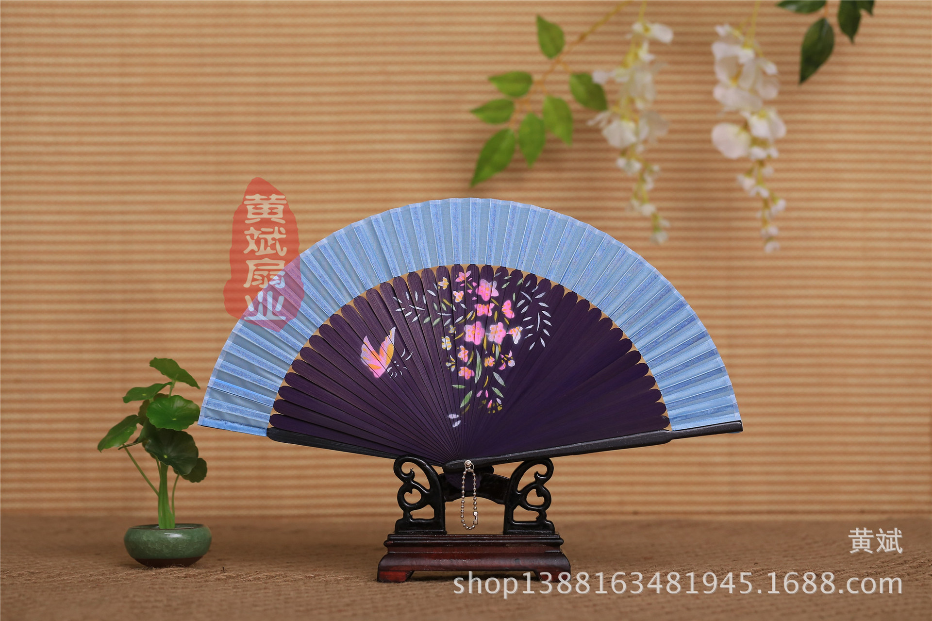 头青喷绘扇  多款花鸟 美女图 高档女扇 珠光柄喷绘丝绸扇子 折扇详情21