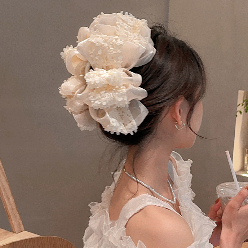 Yiwu accessories bow hair clips, new style hair grips, light luxury and high-end feel, back of the head shark clip hair accessory pic 11