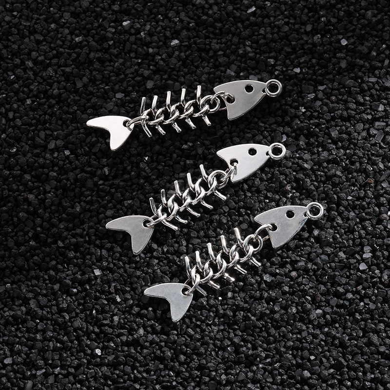 Factory wholesale DIY alloy accessories, fishbone pendant beads, retro fish-shaped versatile bracelet jewelry accessories pic 2