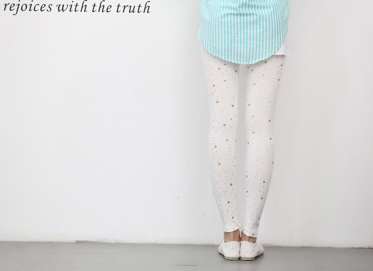 The new basic slimming style from Dongdaemun, South Korea, featuring star-studded nine-inch skinny leggings pic 5
