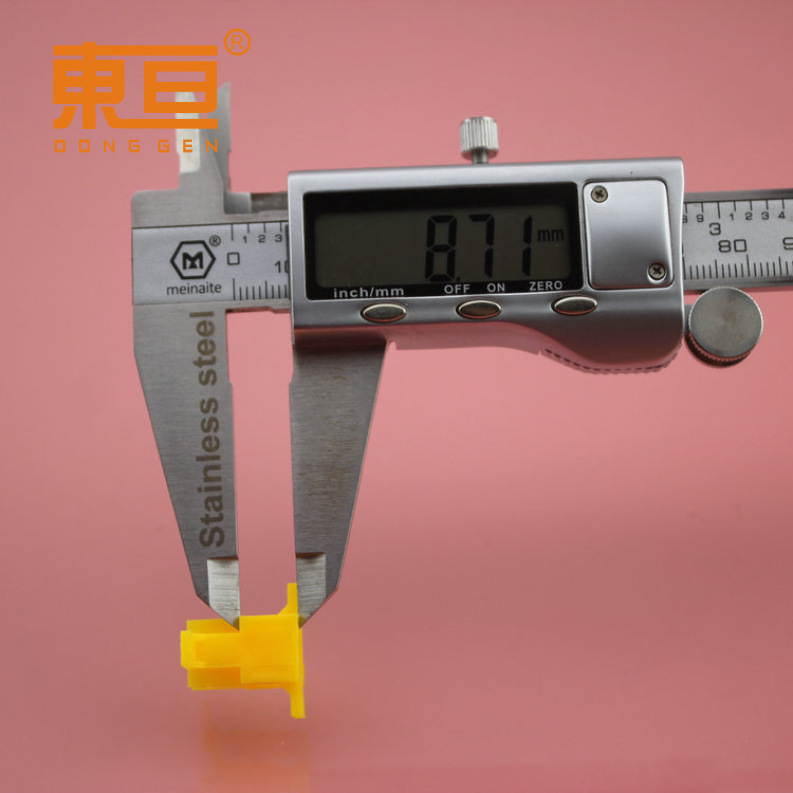 D2010172AB Huangding plug Double Plug Plastic Connector Toy accessory, Technology model parts pic 2