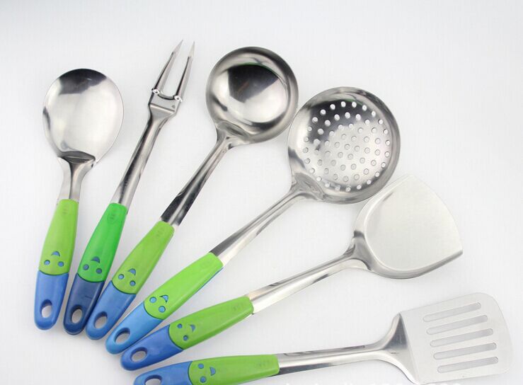 Factory direct sales of non-magnetic 1.2mm smiling face spatula and spoons, anti-scalding kitchenware, two-piece cooking spatula and spoons pic 3