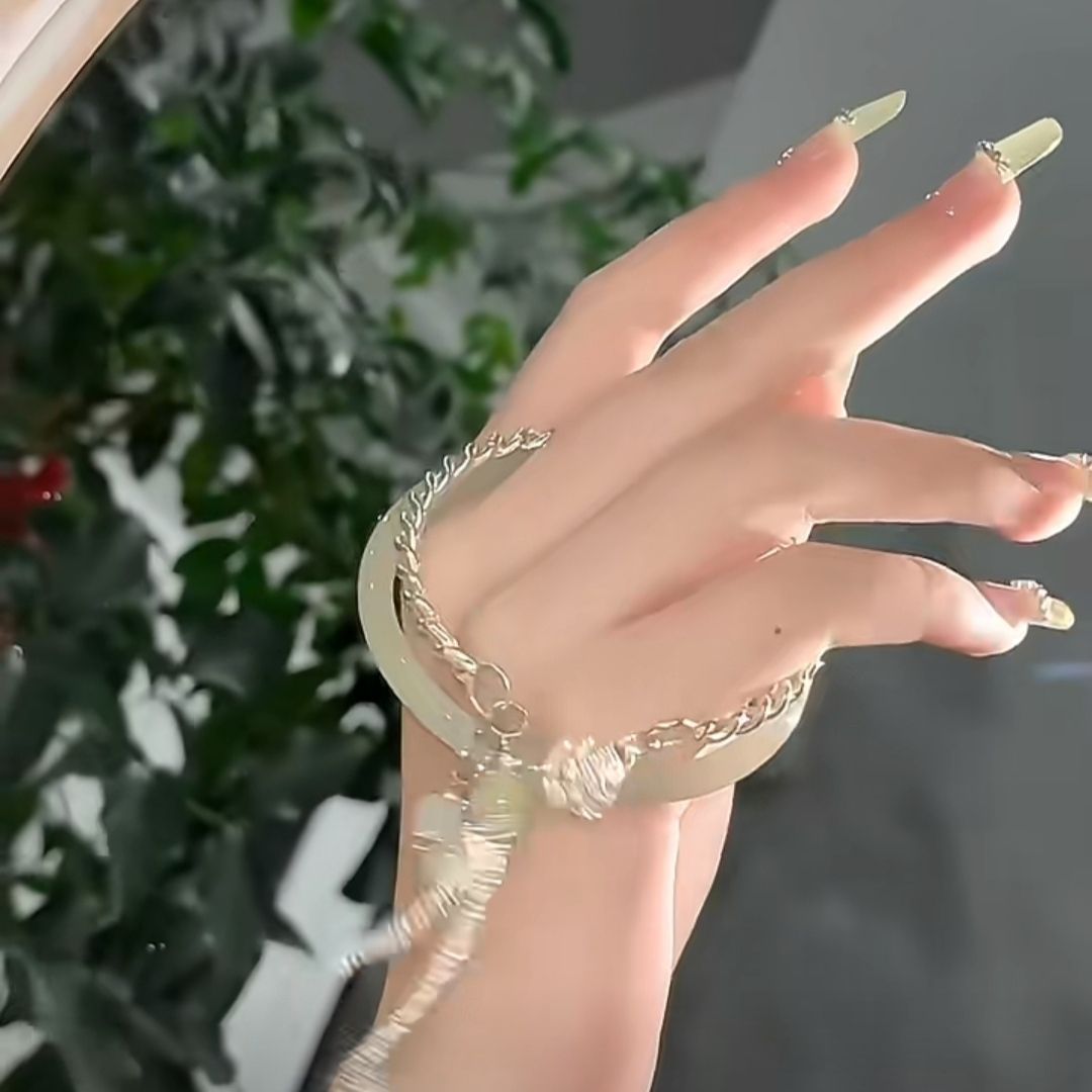 Retro style, clear water green open bracelet, jingle bracelet, female bell, sweet, ins, high-end fringed bracelet pic 8