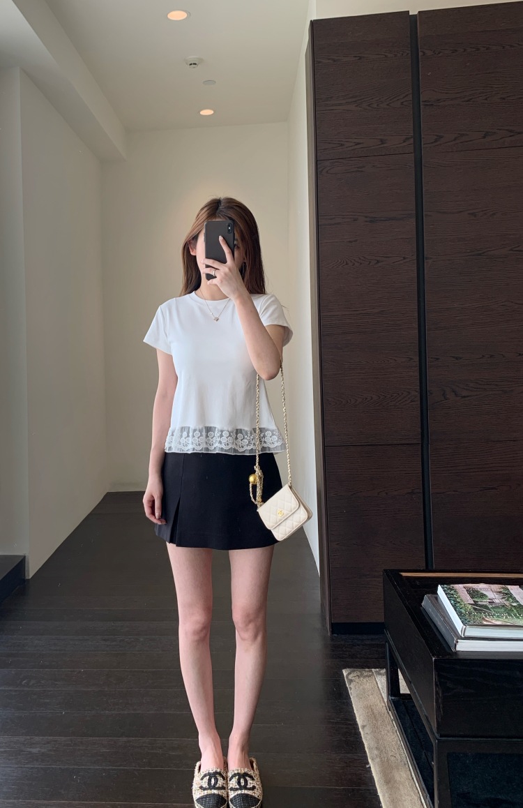 A13512甜美少女感 设计感下摆蕾丝花边拼接显瘦短袖T恤女春夏新详情8