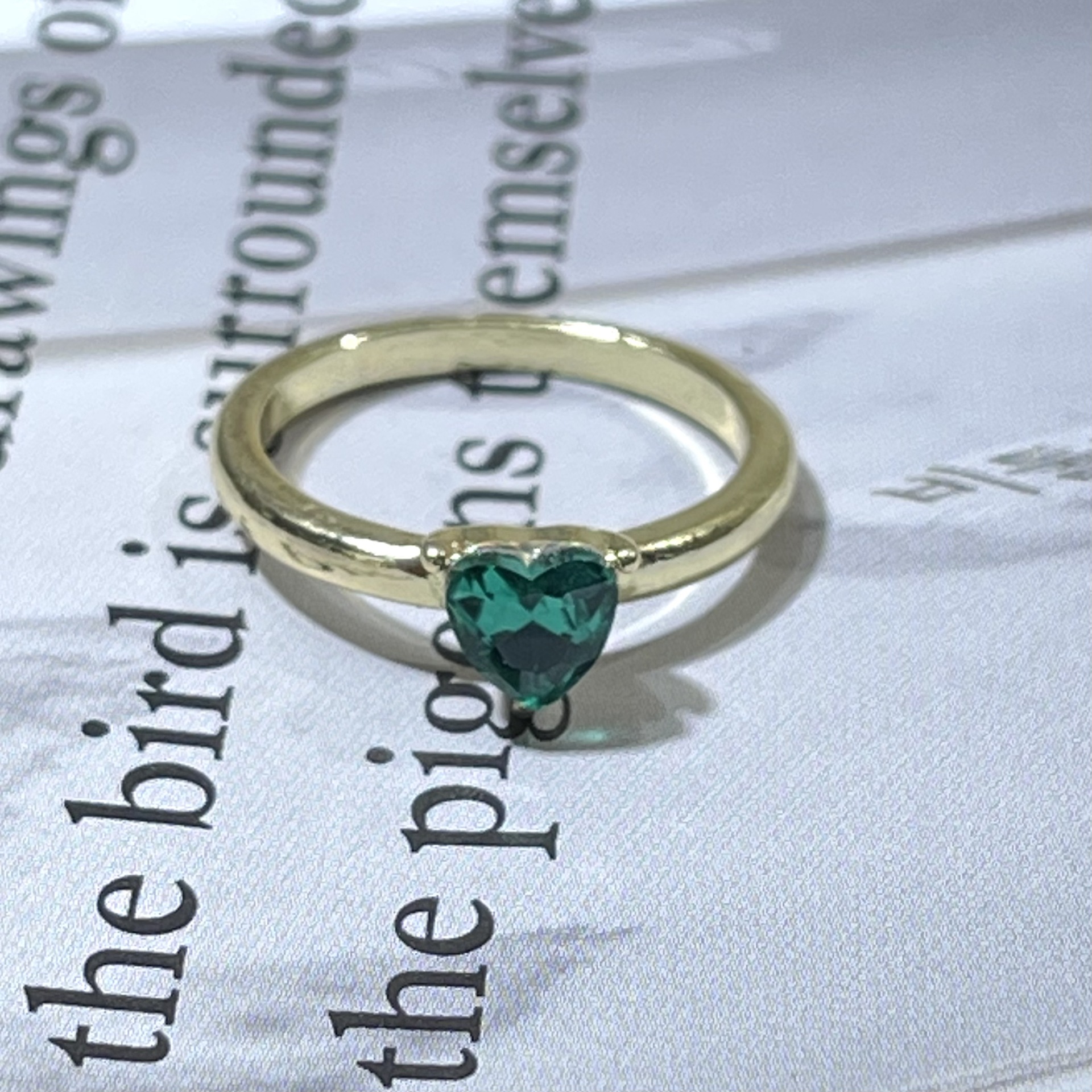 Cross-border exclusive zircon inlaid ring, Instagram style, recommended by a blogger, metal gold-plated heart-shaped ring factory direct sales pic 9
