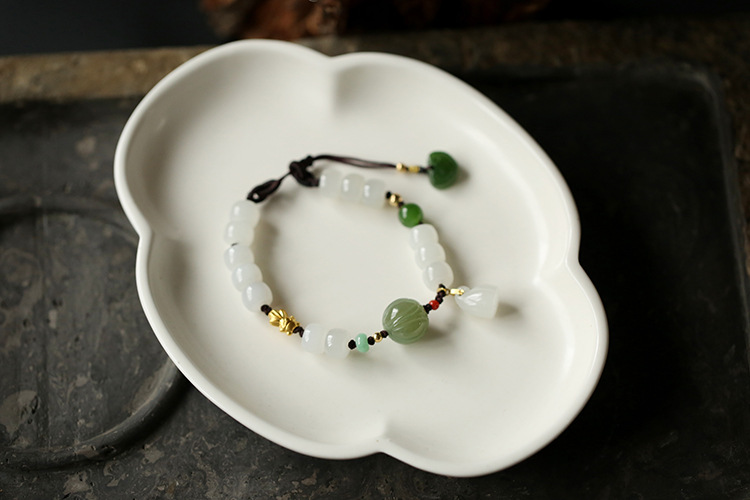 Pure gold Handcrafted series 999 pure gold small goldfish hand-woven natural old material Hetian jade lotus bead bracelet pic 3