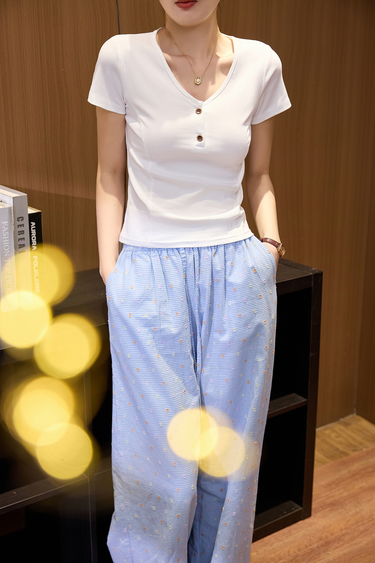 #精梳纯棉#高级设计感V领短袖T恤女夏季2025新款复古纽扣正肩上衣详情20
