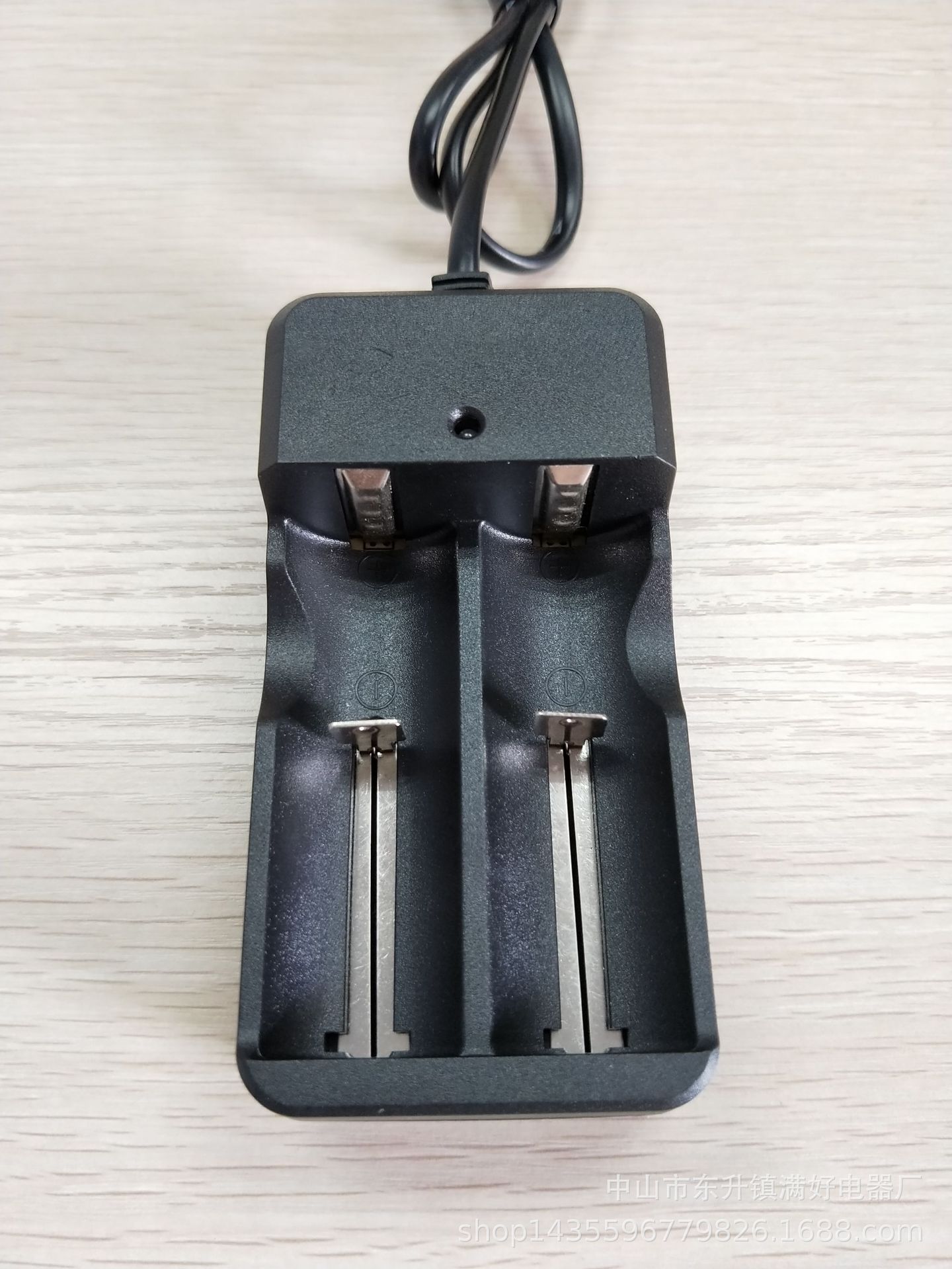 Powerful flashlight with cable, dual-slot 18650 dual-socket charger, 18650 lithium battery, 26650 battery charger pic 17